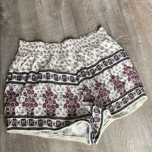Flowy patterned shorts